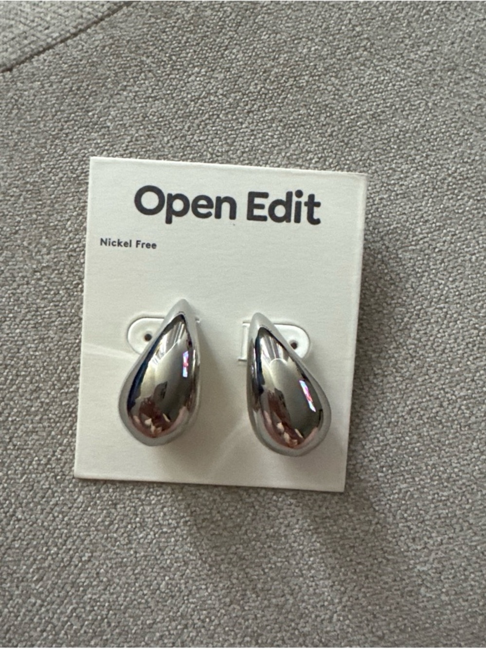 Nordstrom Rhodium Floral Stud Earrings in Silver Tone